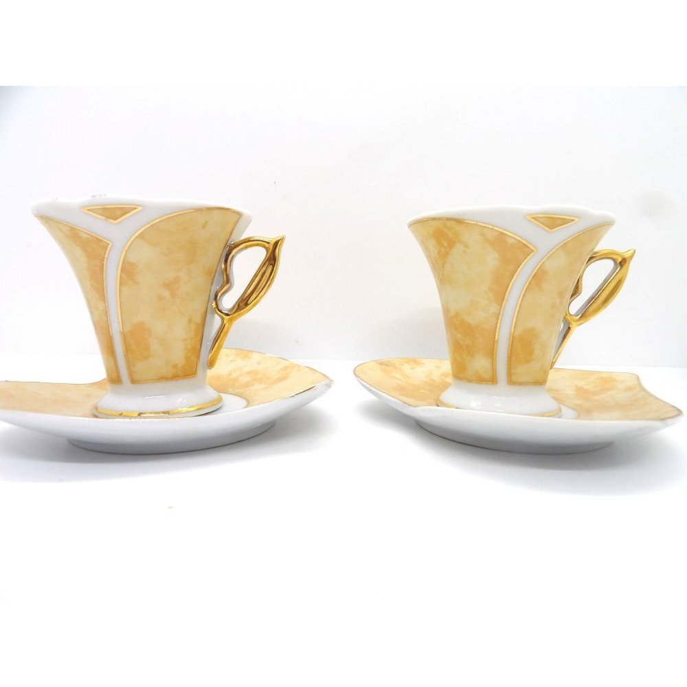 Tea Cups and Saucers T. Bavaria Germany Design (2) preowned - Picture 2 of 5